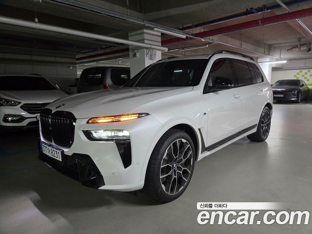BMW X7 xDrive 40i M Sport 6STR — пробег 524 км — фото 3 из 5