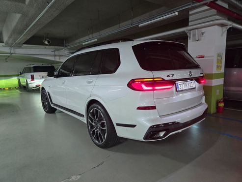 BMW X7 xDrive 40i M Sport 6STR — пробег 524 км — фото 5 из 5