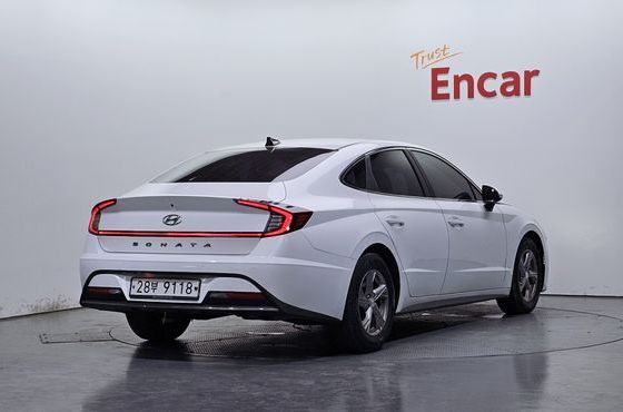 Hyundai Sonata 2.0 Premium — пробег 288 030 км — фото 2 из 5