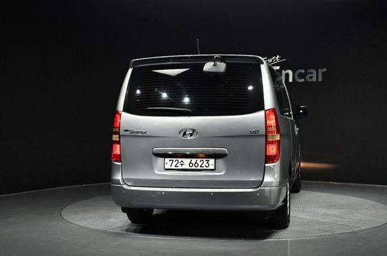 Hyundai Starex 12-Seater Wagon Modern — пробег 179 028 км — фото 4 из 5