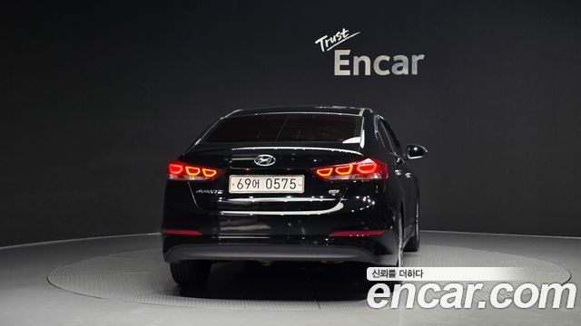 Hyundai AVANTE из Кореи Encar