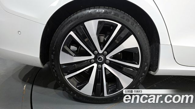 Volvo S60 из Кореи Encar