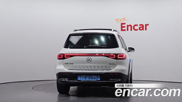 Mercedes-Benz EQB из Кореи Encar