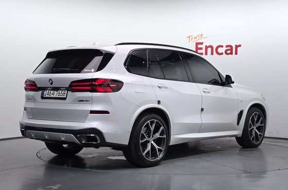 BMW X5 xDrive 40i M Sport — пробег 28 713 км — фото 2 из 5
