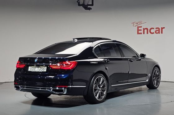 BMW 7-Series 750Li xDrive Vision 100 Edition — пробег 104 212 км — фото 2 из 5