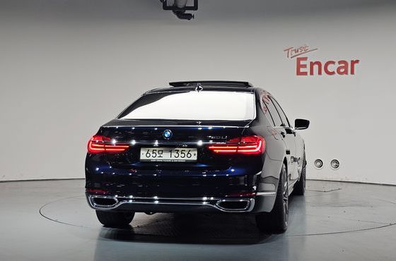 BMW 7-Series 750Li xDrive Vision 100 Edition — пробег 104 212 км — фото 4 из 5