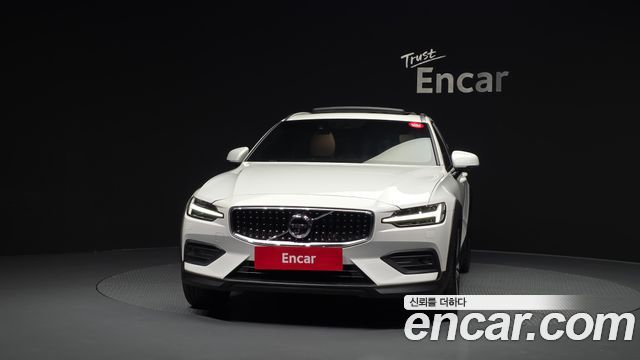 Volvo V60 из Кореи Encar