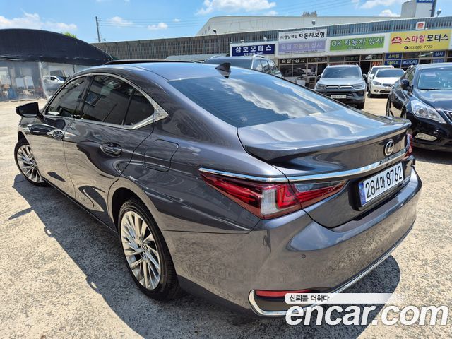 Lexus ES F-Sport — пробег 110 169 км — фото 4 из 5