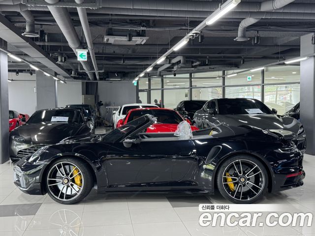 Porsche 911 Turbo S Cabriolet — пробег 25 500 км — фото 2 из 5