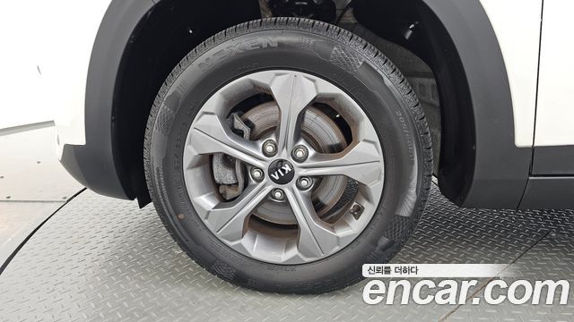 Kia Seltos из Кореи Encar