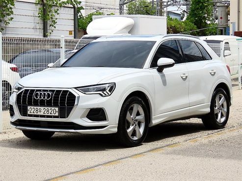 Audi Q3 35 TDI Premium — пробег 17 121 км — фото 1 из 5