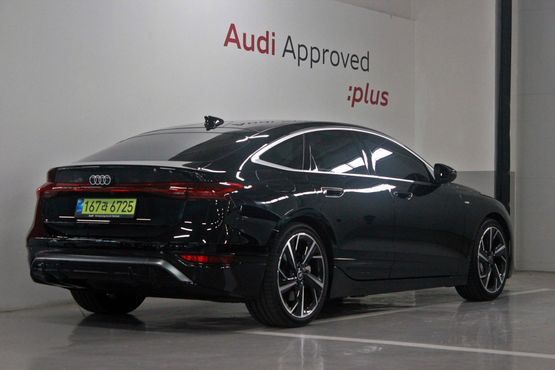 Audi A6 e-Tron Performance S line — пробег 9 620 км — фото 2 из 5