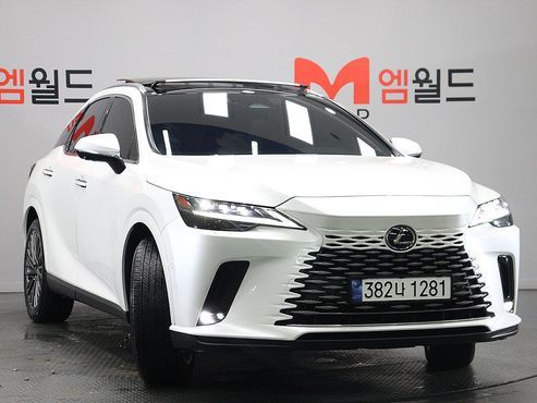 Lexus RX Luxury — пробег 33 621 км — фото 4 из 5