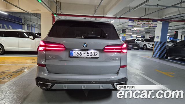 BMW X5 xDrive 40i M Sport — пробег 4 000 км — фото 2 из 5