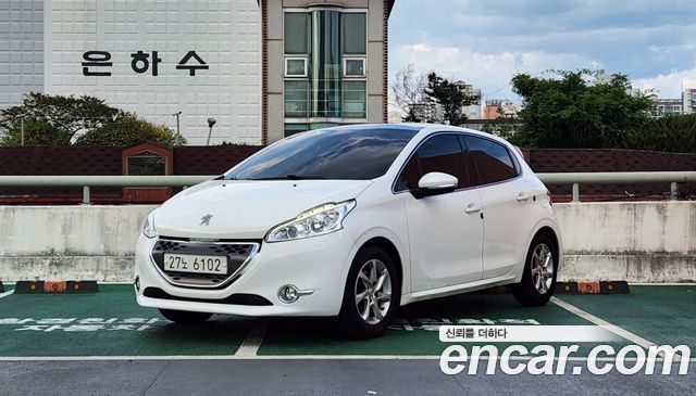 Peugeot 208 1.4 e-HDi Allure 5Door — пробег 58 600 км — фото 1 из 5