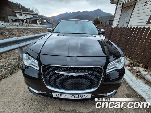 Chrysler 300C из Кореи Encar