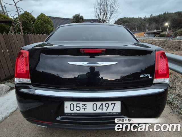 Chrysler 300C из Кореи Encar