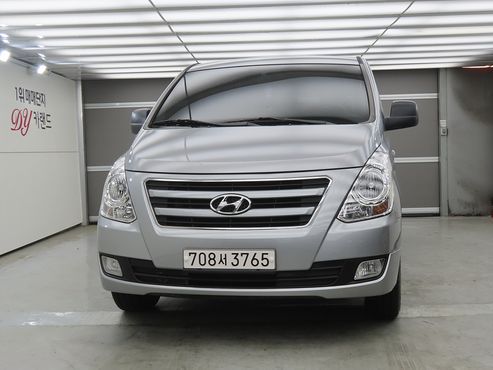 Hyundai Starex 12-Seater Wagon Smart — пробег 113 442 км — фото 2 из 5