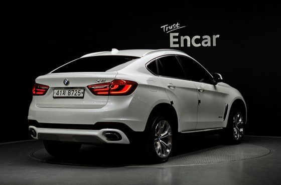 BMW X6 xDrive 30d — пробег 153 339 км — фото 2 из 5
