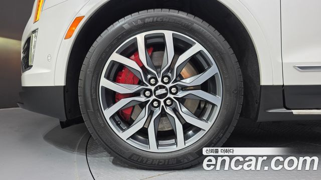 Cadillac XT5 из Кореи Encar