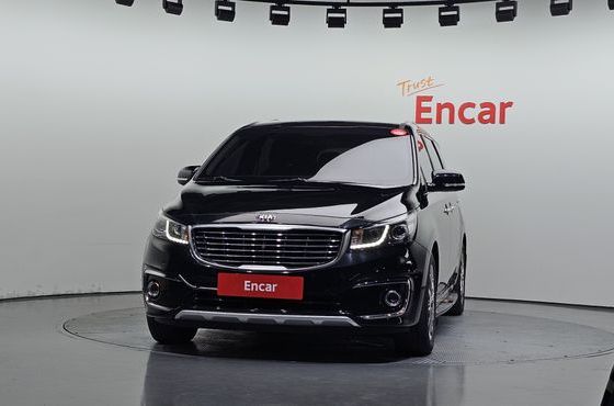 Kia Carnival 9-seater Prestige — пробег 109 450 км — фото 3 из 5