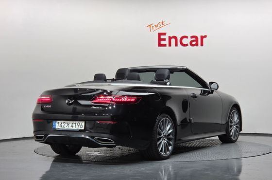 Mercedes-Benz E-Class E450 4MATIC Cabriolet — пробег 74 700 км — фото 2 из 5