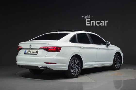 Volkswagen Jetta 1.4 TSI Prestige — пробег 75 990 км — фото 2 из 5
