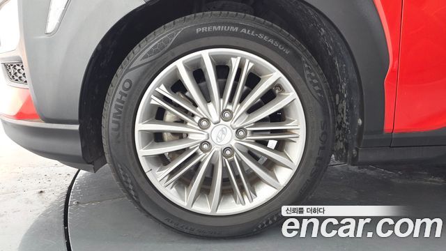 Hyundai Kona из Кореи Encar