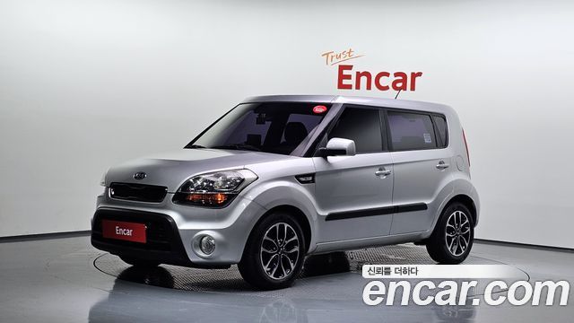 Kia Soul 1.6 GDI Luxury Standard — пробег 147 876 км — фото 1 из 5
