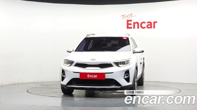 Kia Stonic из Кореи Encar