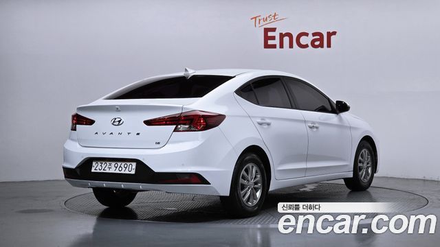 Hyundai AVANTE 1.6 Smart — пробег 33 594 км — фото 2 из 5