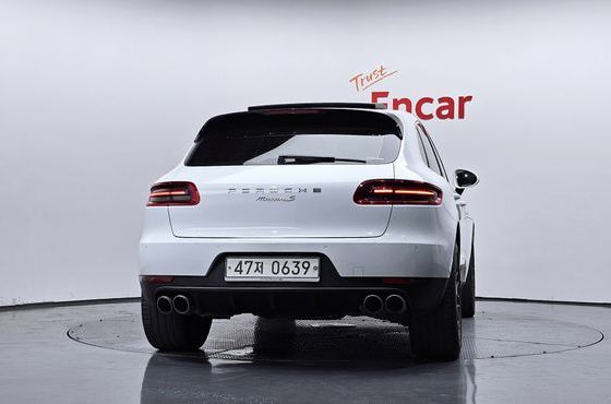 Porsche Macan 3.0 S Diesel 95B — пробег 110 061 км — фото 4 из 5