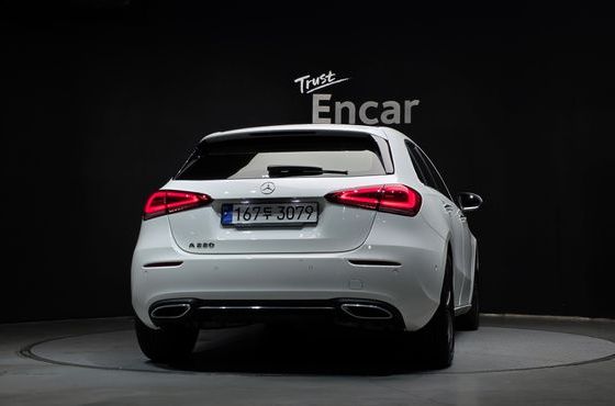 Mercedes-Benz A-Class A220 Hatchback — пробег 94 671 км — фото 4 из 5