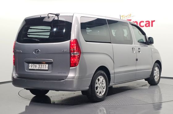 Hyundai Starex 5-Seater VAN CVX Premium — пробег 183 220 км — фото 2 из 5