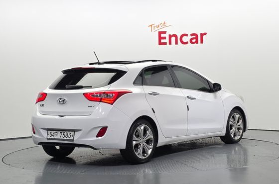 Hyundai i30 Diesel 1.6 VGT PYL — пробег 100 668 км — фото 2 из 5