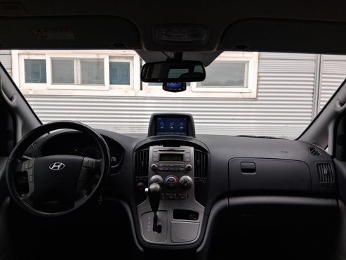 Hyundai Starex 5-Seater VAN CVX Luxury — пробег 189 000 км — фото 4 из 5