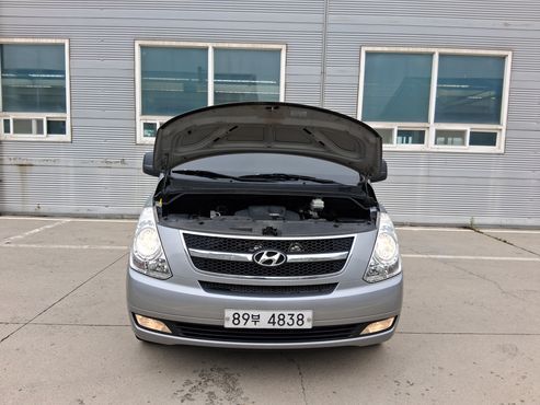 Hyundai Starex 5-Seater VAN CVX Luxury — пробег 189 000 км — фото 5 из 5