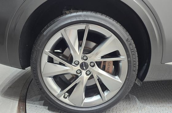 Genesis GV70 3.5T Gasoline AWD — пробег 12 520 км — фото 5 из 5