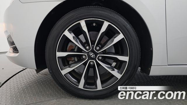 Hyundai i40 из Кореи Encar