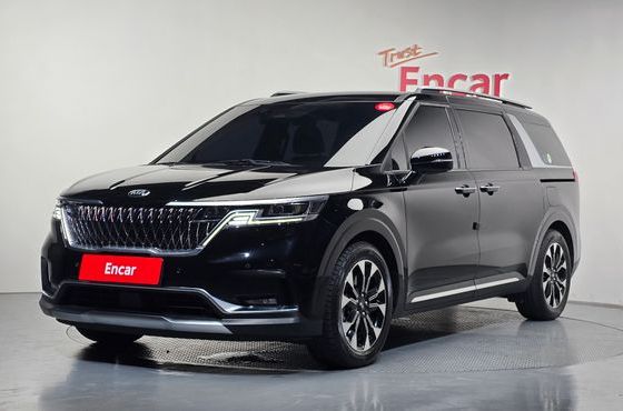 Kia Carnival 9-Seater Signature — пробег 106 883 км — фото 1 из 5