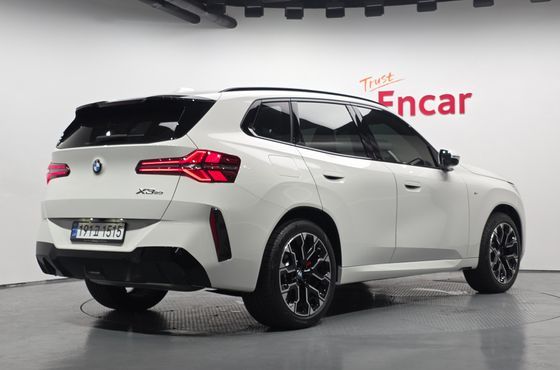 BMW X3 xDrive 20 M Sport Pro — пробег 9 546 км — фото 2 из 5
