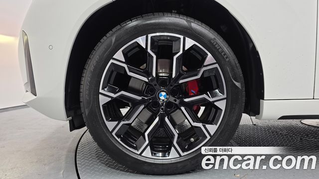BMW X3 xDrive 20 M Sport Pro — пробег 9 546 км — фото 5 из 5