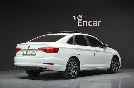 Volkswagen Jetta 1.4 TSI Prestige — пробег 105 401 км — фото 2 из 5