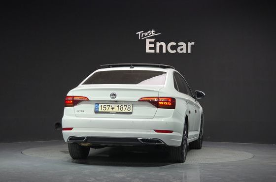 Volkswagen Jetta 1.4 TSI Prestige — пробег 105 401 км — фото 4 из 5