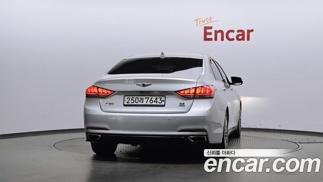 Hyundai Genesis из Кореи Encar