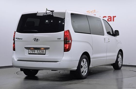 Hyundai Starex Wagon 12-Seater Smart — пробег 71 729 км — фото 2 из 5
