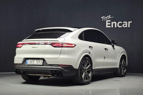 Porsche Cayenne 3.0 E-Hybrid Coupe — пробег 89 332 км — фото 2 из 5