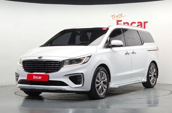 Kia Carnival Gasoline 7-Seater Limousine President — пробег 172 446 км — фото 1 из 5