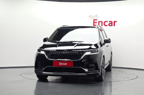 Kia Carnival 9-Seater Signature — пробег 51 072 км — фото 3 из 5