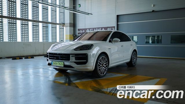 Porsche Cayenne 3.0 S E-Hybrid Coupe — пробег 14 105 км — фото 3 из 5